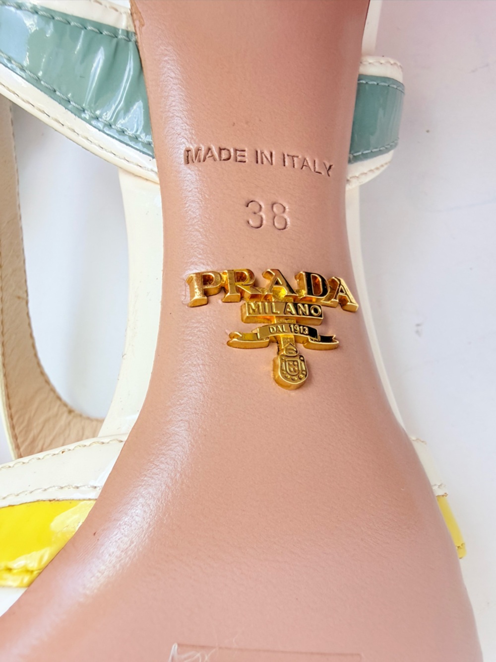 Prada 2012 Hot Rod Flame Patent Cutout Slingback Heels 38 Ivory Yellow Sage - Picture 11 of 13